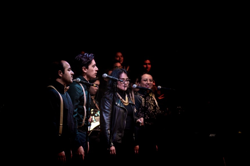 frank-alarcon-zingen-koor-sing-choir-unsplash.jpg
